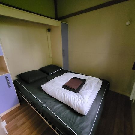Camping Les Hirondelles Bourg-Sainte-Marie Esterno foto