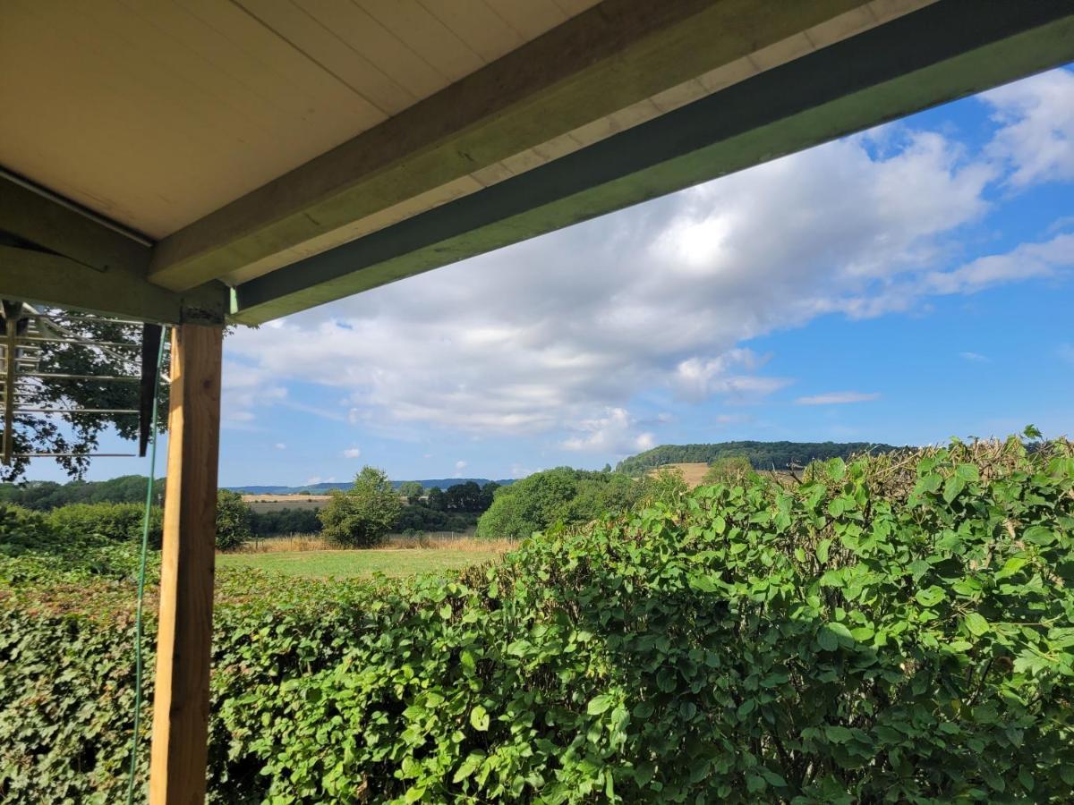 Camping Les Hirondelles Bourg-Sainte-Marie Esterno foto