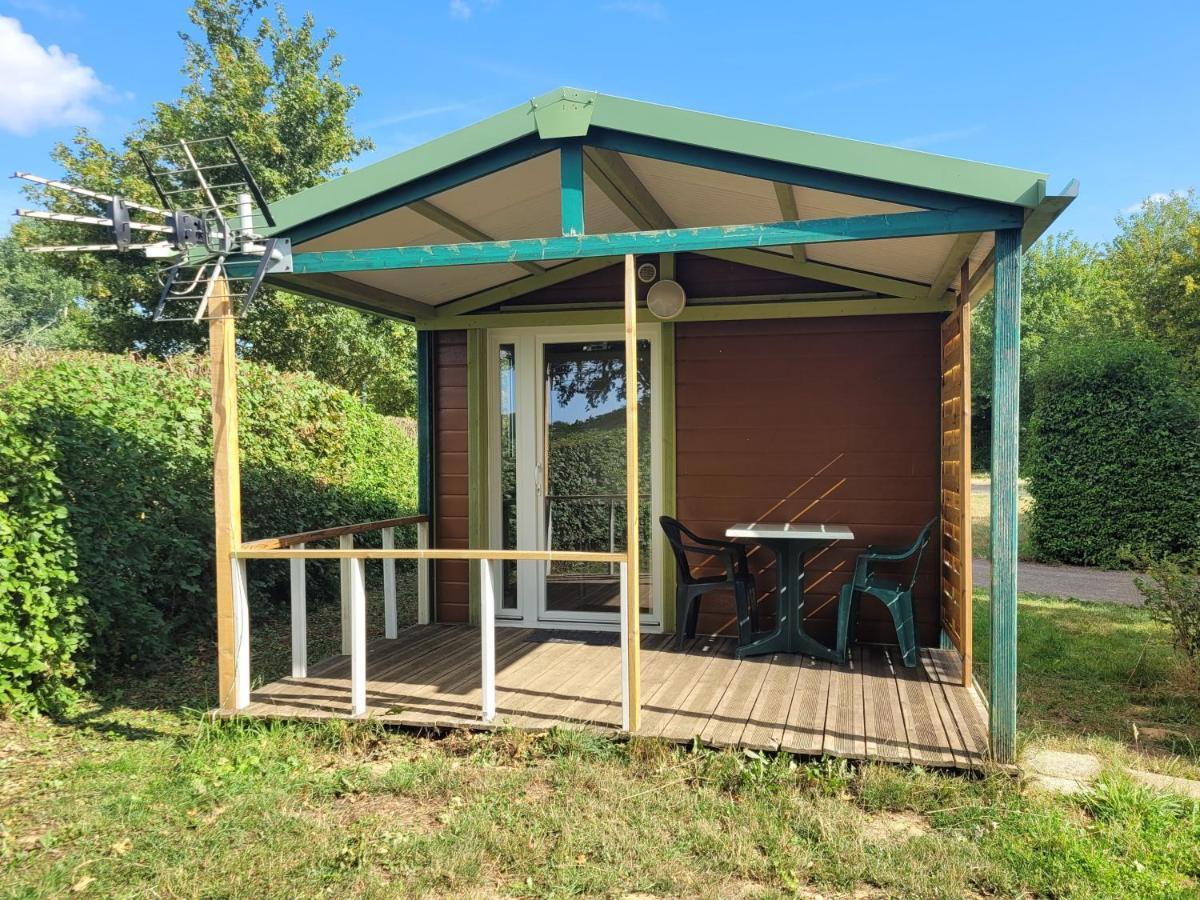 Camping Les Hirondelles Bourg-Sainte-Marie Esterno foto