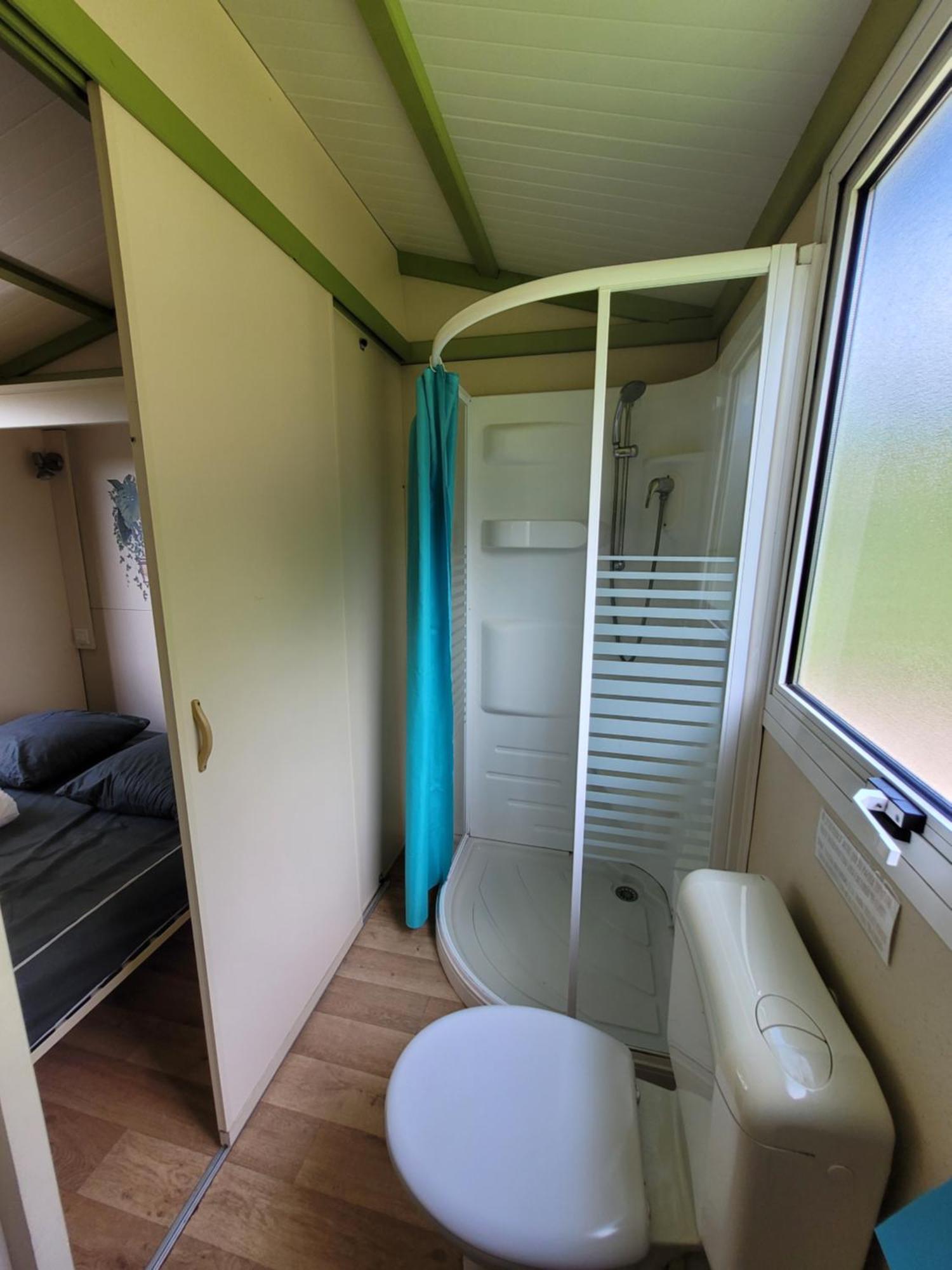 Camping Les Hirondelles Bourg-Sainte-Marie Esterno foto