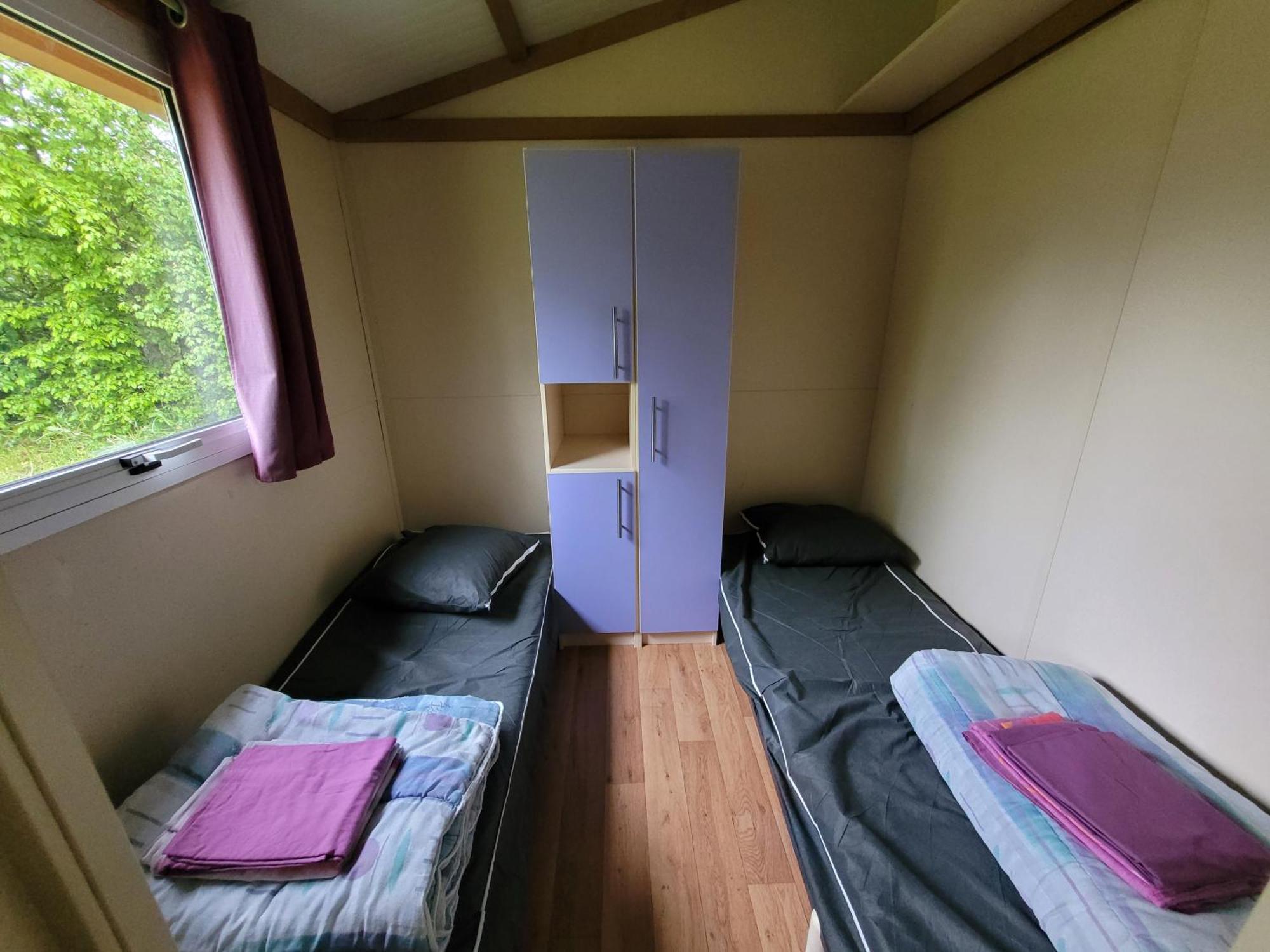 Camping Les Hirondelles Bourg-Sainte-Marie Esterno foto