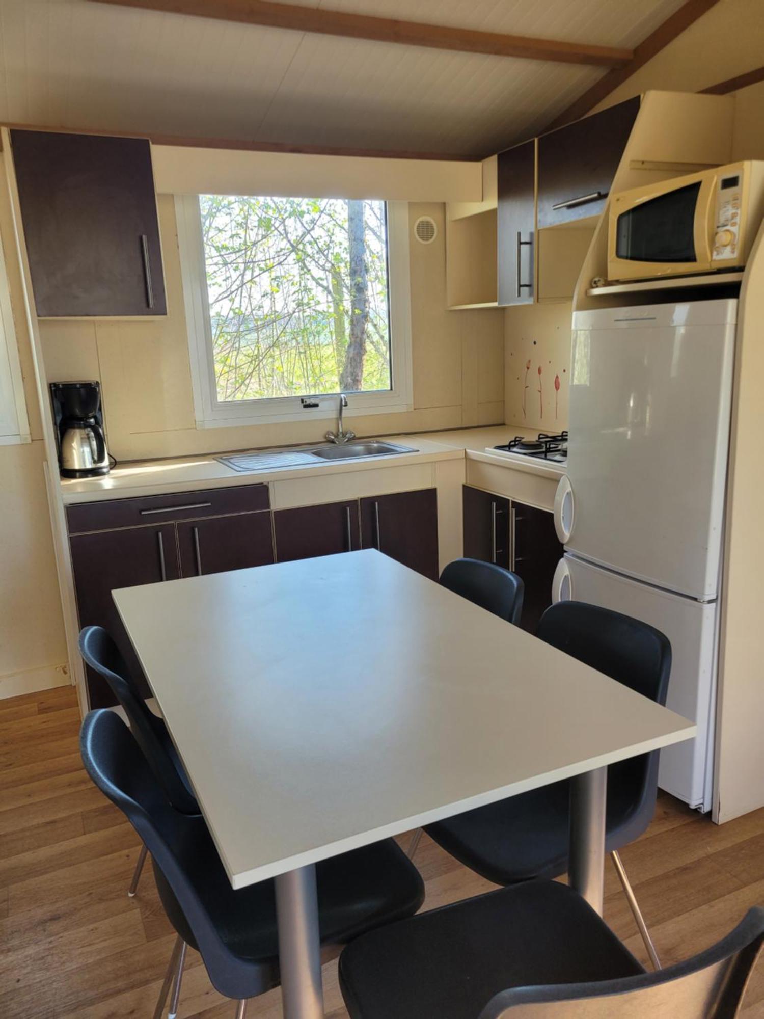 Camping Les Hirondelles Bourg-Sainte-Marie Esterno foto