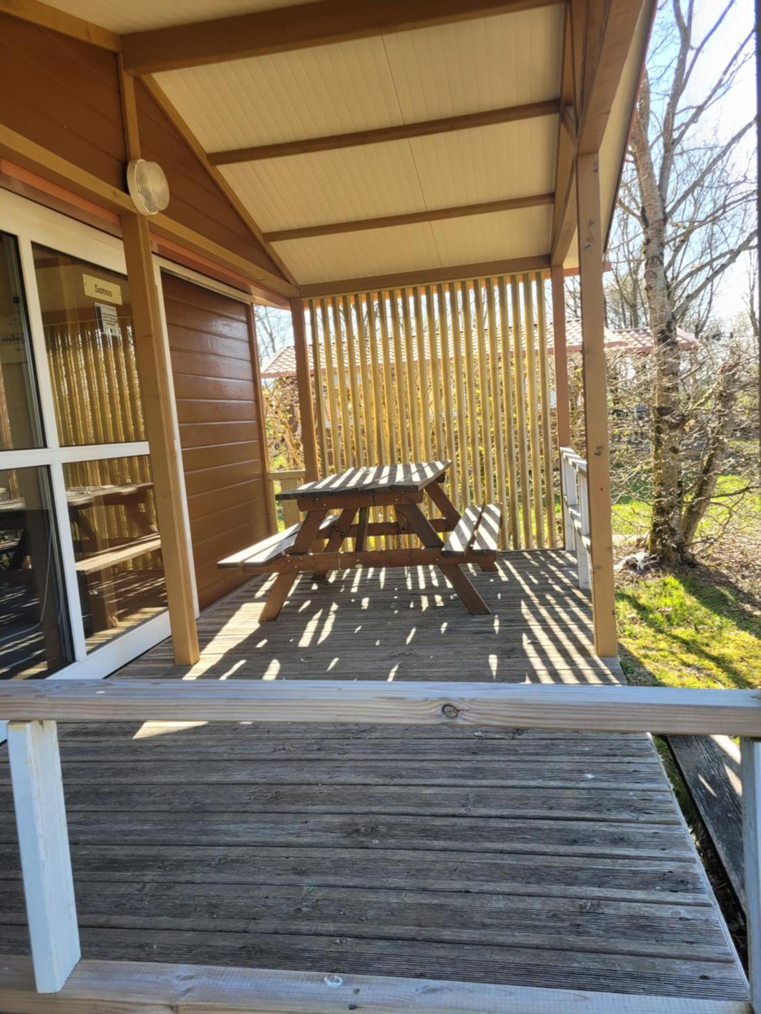 Camping Les Hirondelles Bourg-Sainte-Marie Esterno foto