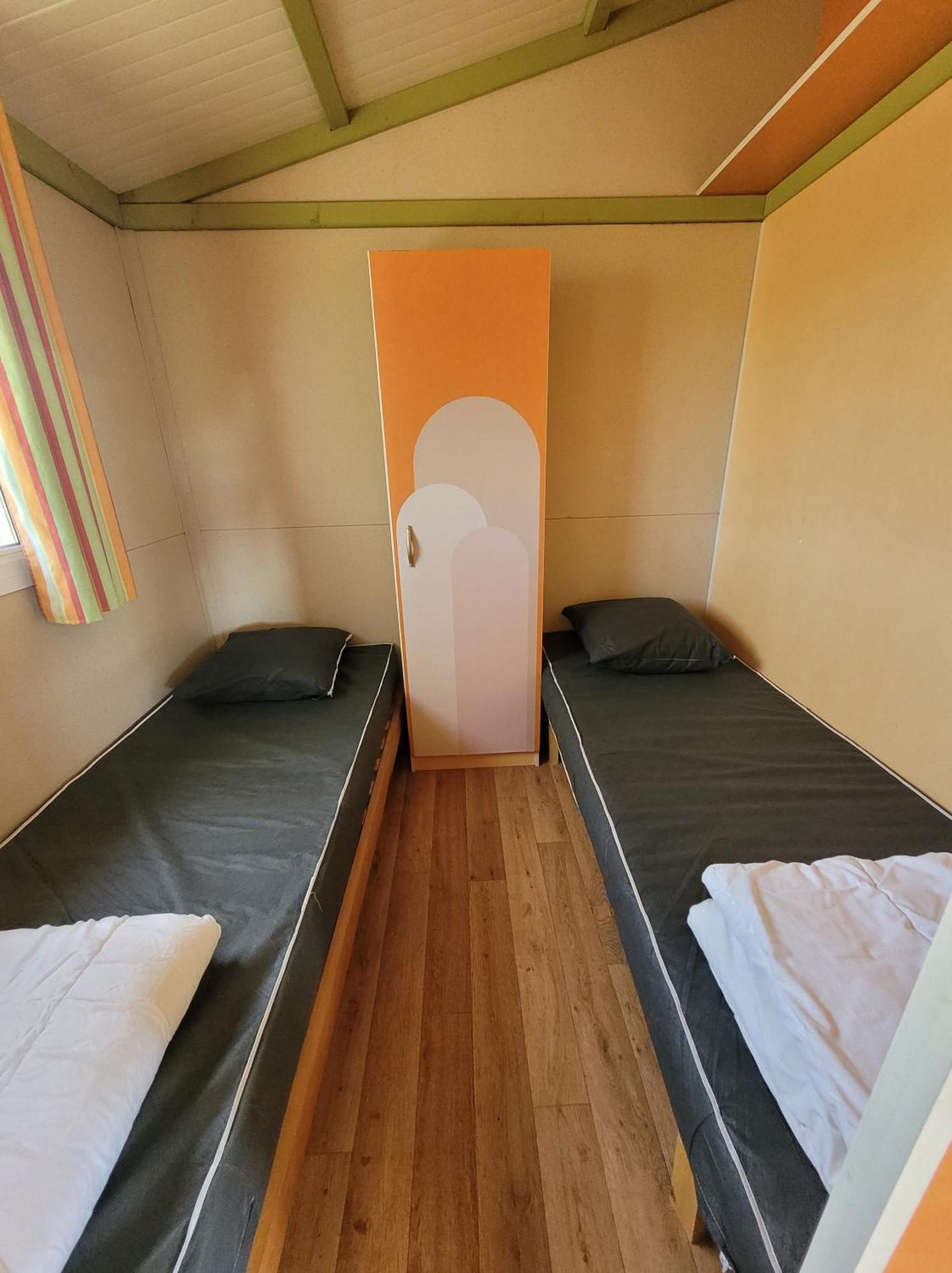 Camping Les Hirondelles Bourg-Sainte-Marie Esterno foto